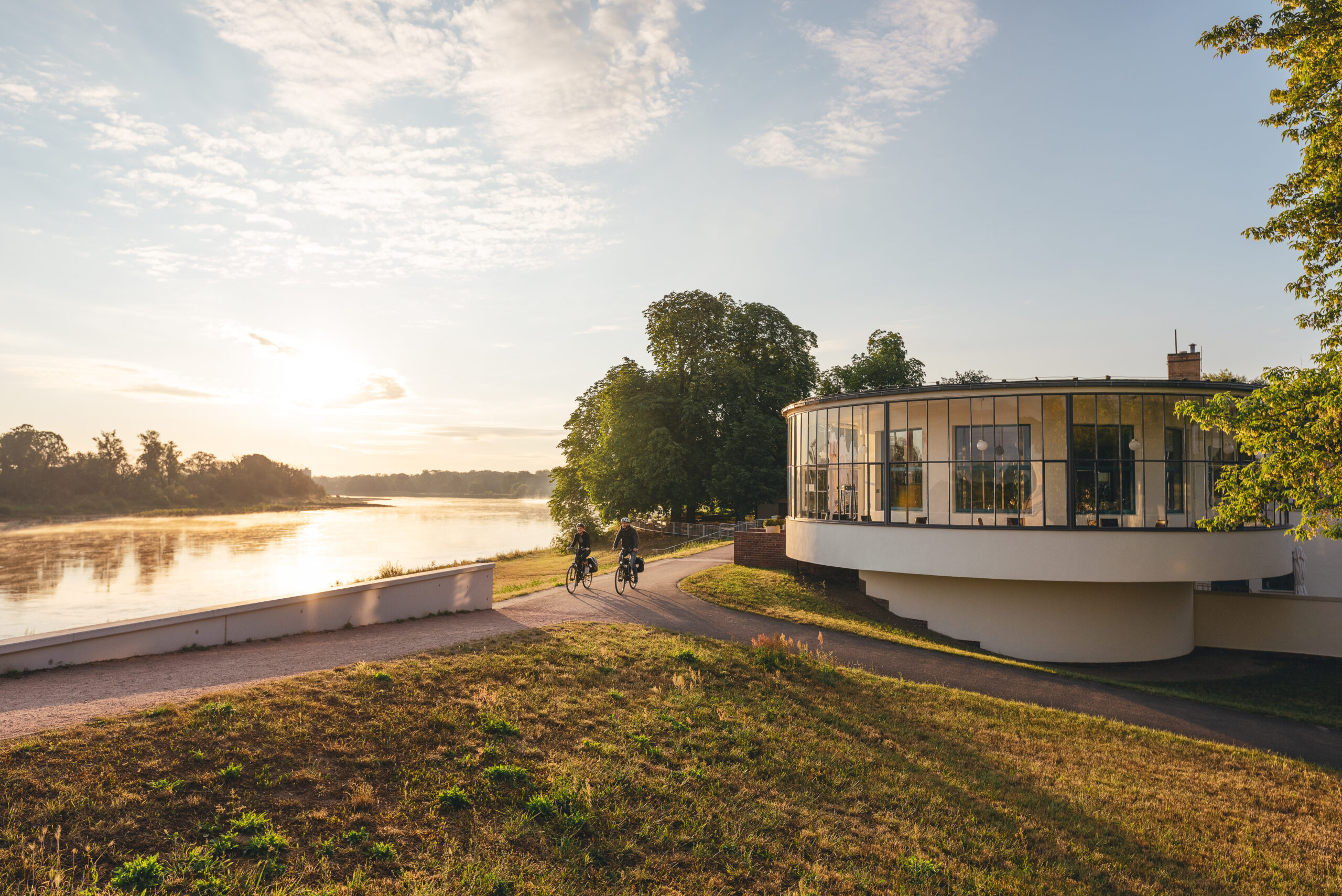 Kornhaus Dessau in Abendstimmung