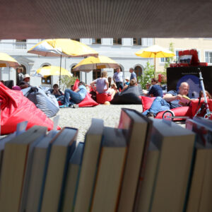 StadtLesen auf dem Marktplatz Dessau