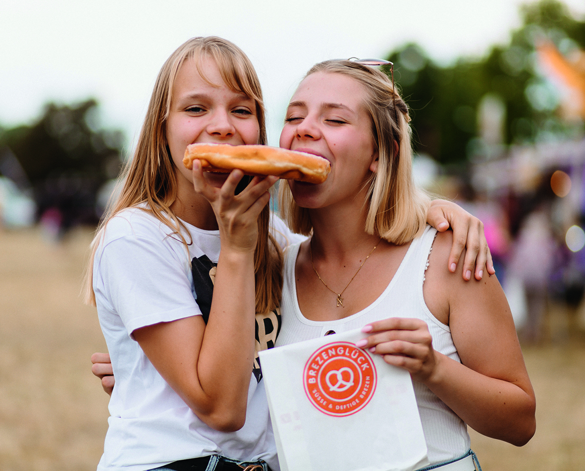 Street Food Festival auf der Festwiese am Kraftwerk Dessau