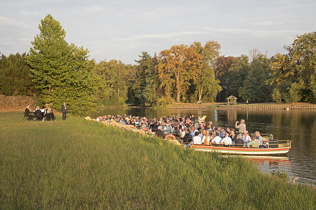 Gondelfahrt im Wörlitzer Park anlässlich des Seekonzerts