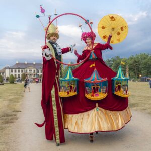 Walking Acts beim Kleinkunsttraum im Schlosspark Oranienbaum.