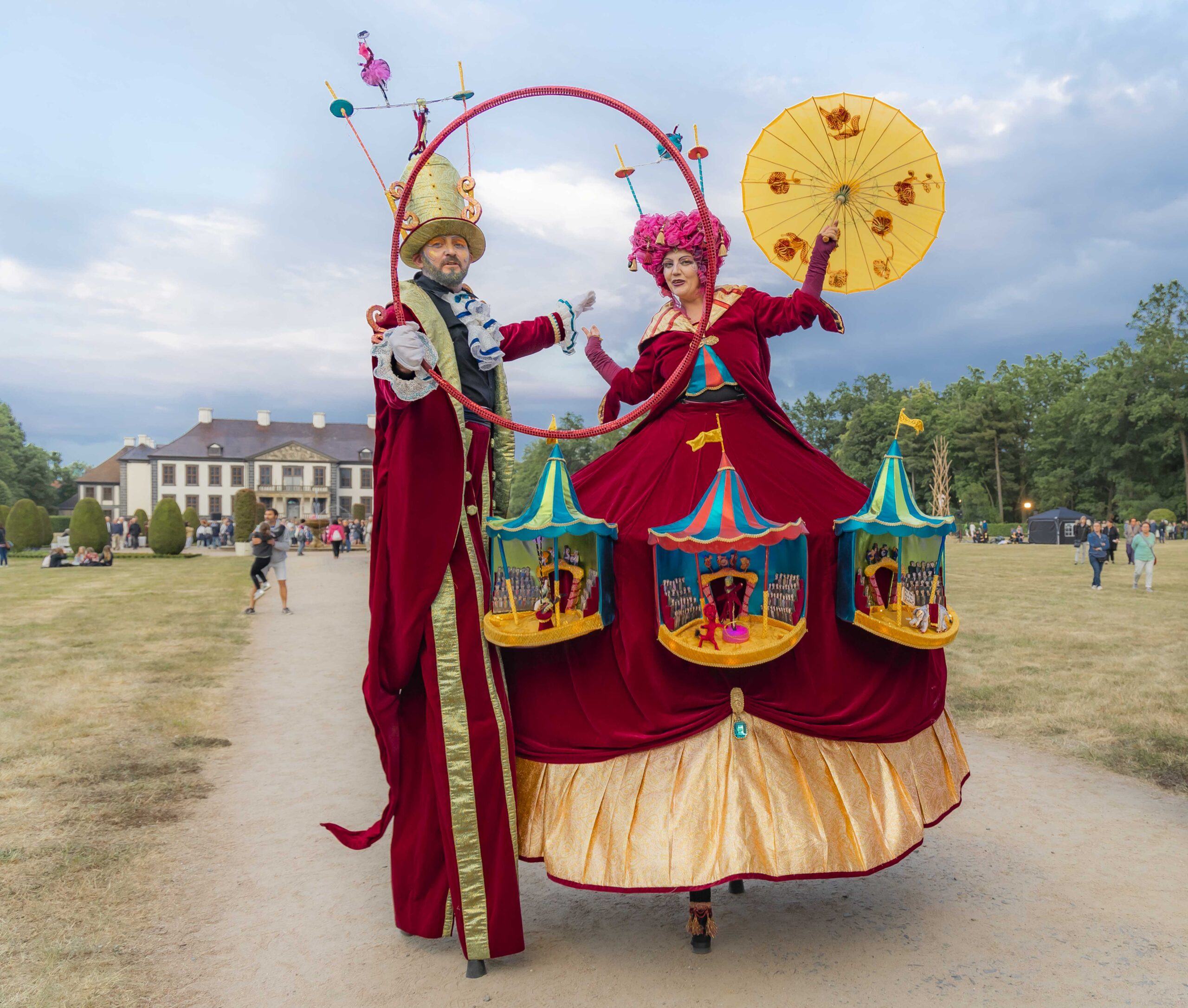 Walking Acts beim Kleinkunsttraum im Schlosspark Oranienbaum.