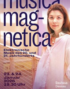 Plakat musica magnetica im Bauhaus Museum Dessau, Grafik ATD