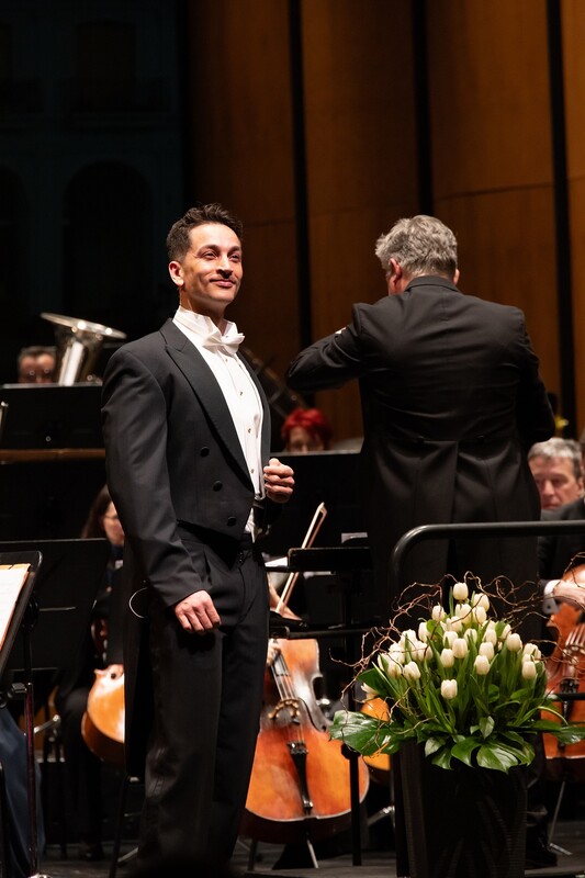 Edilson Silva Junior im Anhaltischen Theater Dessau, Foto Claudia Heysel