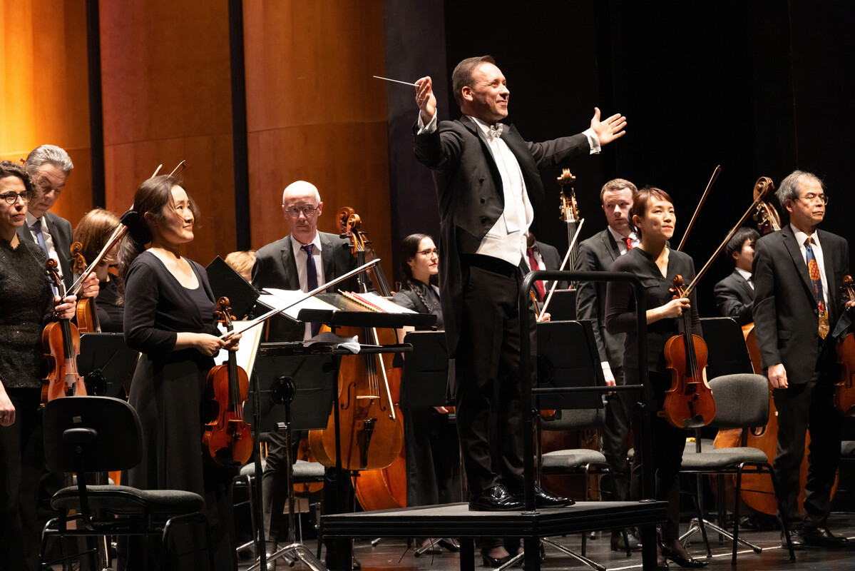 "Erklingen zum Tanze die Geigen" Stück im Anhaltischen Theater Dessau