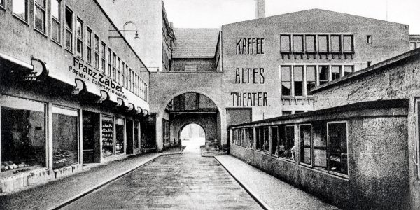 Bild von früher cafe altes theater