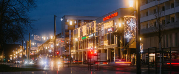 Dessauer Innenstadt mit Adventsbeleuchtung
