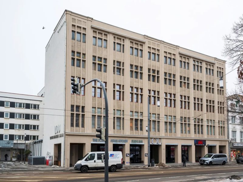 Ehemaliges Kaufhaus Zeeck, nach Fassadensanierung Dessau 2026, Foto Stiftung Bauhaus Dessau Yvonne Tenschert